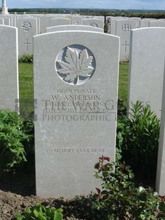 MONT HUON MILITARY CEMETERY, LE TREPORT - ANDERSON, W